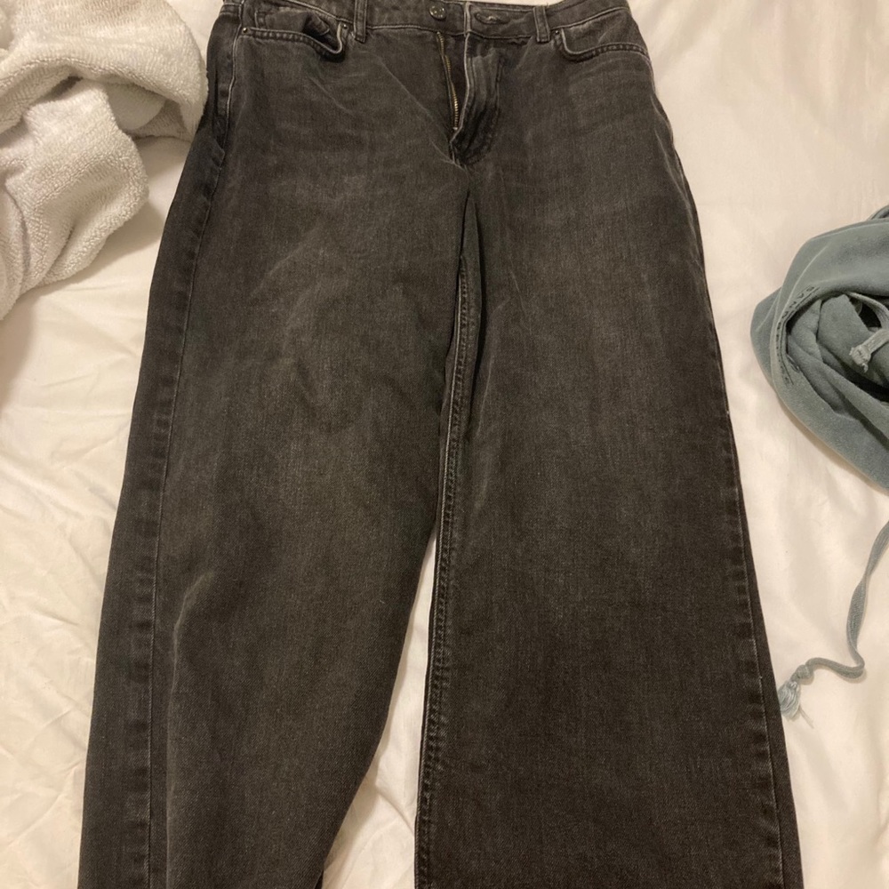 BLACK WIDE LEG F21 JEANS